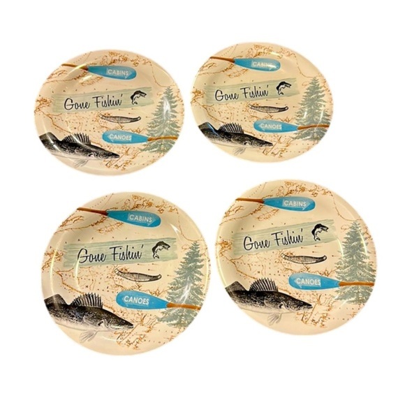 Bed Bath Bryond Cabin Fishing Print Melamine Plates 4 - Picture 1 of 3